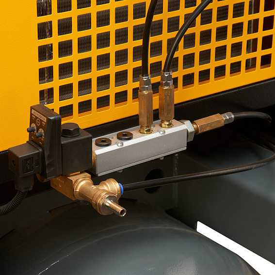 Винтовой компрессор на ресивере с осушителем ET SL 22-10-500 ES (IP55) Винтовой компрессор на ресивере с осушителем ET SL 22-10-500 ES (IP55)